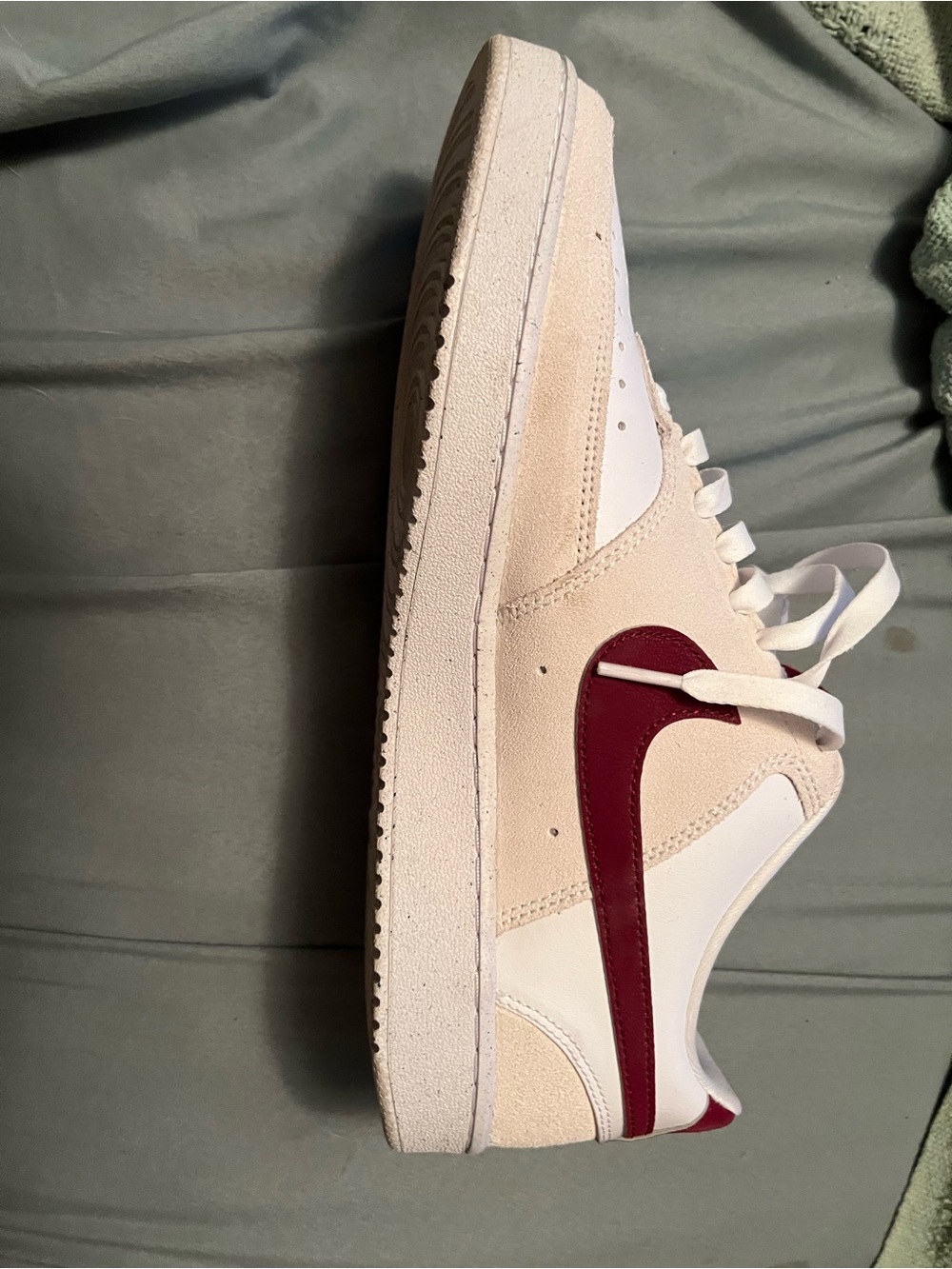 Nike Women's Low-Top Sneakers in White and Red - Picture 11 of 15